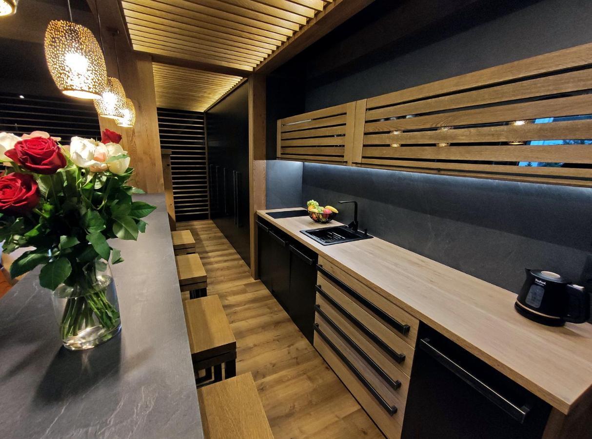 Apartman Mary Lou, Hotel Ovruc Штрбскє-Плесо Екстер'єр фото